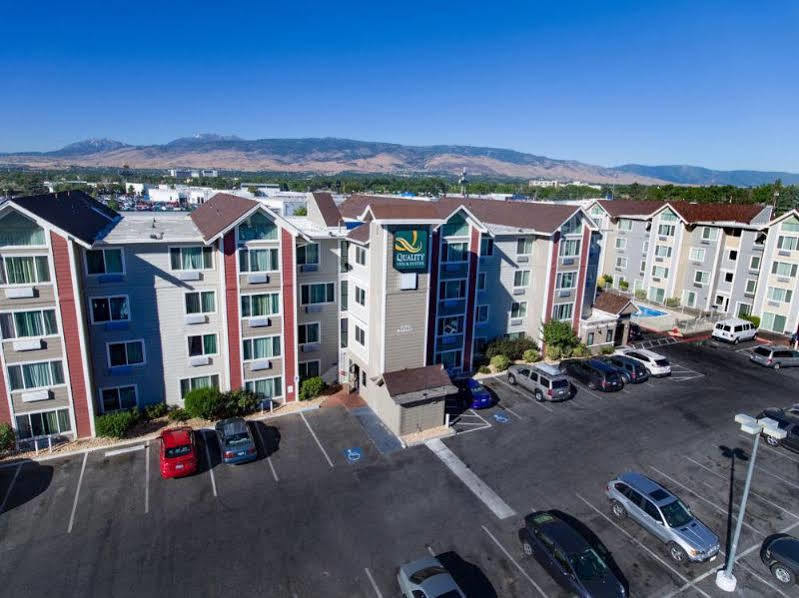 Baymont By Wyndham Reno Hotel Exterior foto